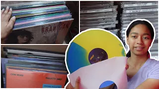 I HAVE TOO MANY RECORDS | Updating My Discogs & Organizing My Vinyl Collection