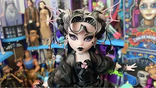Vampire Heart Draculaura Doll Unboxing and Review! ~ Monster High Collector Doll ~ Amazon Exclusive