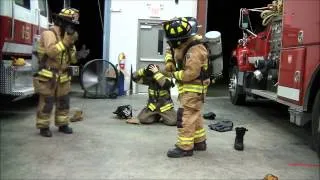 (HD) Firefighter Quick Dress Round 2