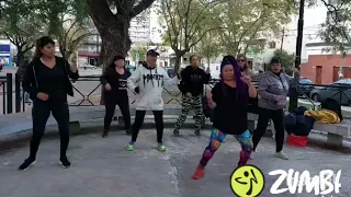 Kenya OS, LA Joaqui- Kitty /Coreografia Labananera EN plaza Roca de Ballester