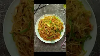 Easy Chinese Chicken Chow Mein Recipe