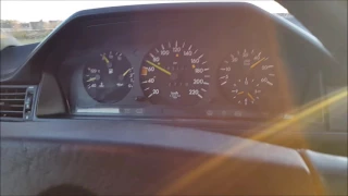 Mercedes W124 300D 1985 Accelerating 0-100