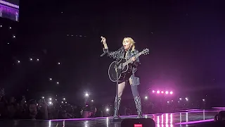 Madonna - I will survive/La isla bonita (Palau Sant Jordi, Barcelona, 02/11/2023 @ Live)