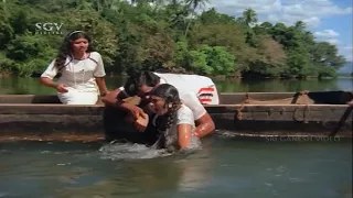 Ambarish saved Girl from falling in River | Action Scenes of Ambarish from Giri Bale Kannada Movie