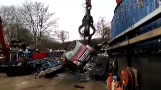 Watford Borough Council crushes flytipper's pick-up truck