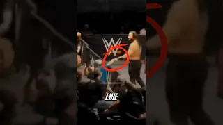 Roman Reigns Breaks Character For Young Fan ❤️