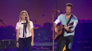 Shakira & Chris Martin Me Enamoré | Live at Global Citizen Festival Hamburg