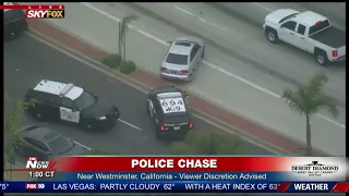 FULL: Police chase stolen vehicle suspect in LA area (FNN)
