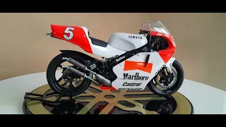 Yamaha 500 YZR  L.Cadalora 1994