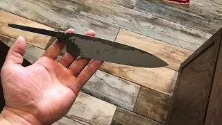 Forging kitchen knife with integral bolster