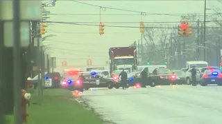 Road rage incident sparks shooting in Warren