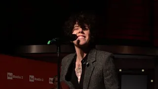 LP - Into the Wild (Radio2 Live)