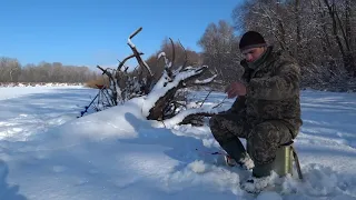 БРОСИЛИ ЖЕРЛИЦЫ НА НОЧЬ. Ловля Щуки в Коряжнике