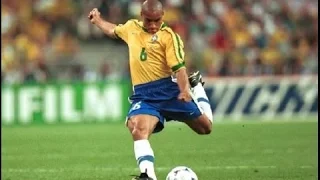 Roberto Carlos Free Kick vs France 1997