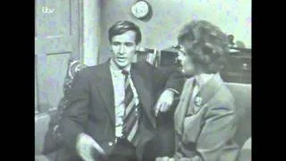 Coronation Street - Ken And Susan Look At Children's Books