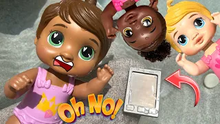 NEW Baby alive doll drops her iPad in the Pool! 😱
