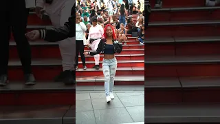 I SEE YAH LOVE WHEN I DO THIS DANCE🙈💕 #nyc #explore #tiktok #youtubeshorts #exploreshorts #dancer