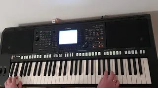 "NIE JESTEŚ SAMA " SEWERYN KRAJEWSKI ( COVER YAMAHA PSR S750)