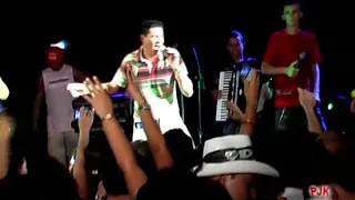 Déo Seresteiro - Caneco (Forrozão do Louro - Rio de Janeiro) [Ao Vivo]