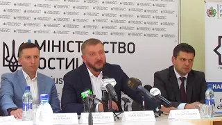 Мінстр юстиції Павло Петренко про виплату аліментів у Чернівецькій області