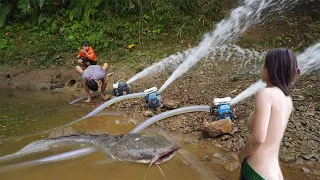 Wild Fishing Exciting, How To Catch Big Catfish With Many Pump Sucks Water Out Of Wild Big Lake