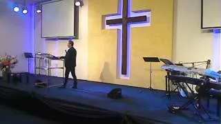 Конференция 2013 17/02/13 проповедует Сергей Лукьянов