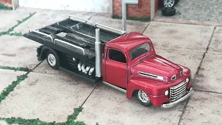 Hot Wheels custom - 1949 Ford F1 Fast-Bed Hauler