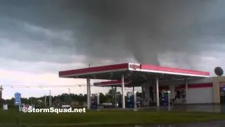 Incredible Tornado! Alabama-April 27 2011 EF-4 *High Definition*