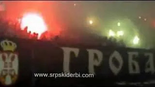 Grobari   Pune tribine ruznih navijaca Kup 2011 Partizan   C  Zvezda 2 0