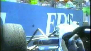 Australia95 Coulthard Crashes Into Pits