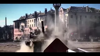 T-80BV rolling and drifting, in Mariupol