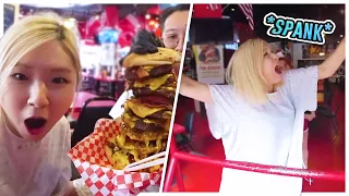 Getting punished at Heart Attack Grill (20.000 calories burger)