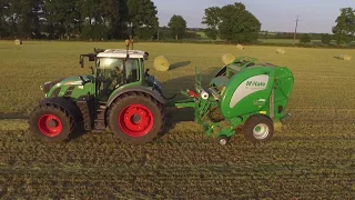 Pressage de foin 2017 l FENDT 724 S4 l McHale V640 l ETA Levoyer