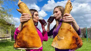 A Picnic With A Twist! Pork ham In Beer - The Art Of Women's Hands