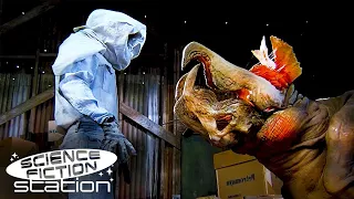 Blowing Up The Shriekers (Final Scene) | Tremors 2: Aftershocks | Science Fiction Station