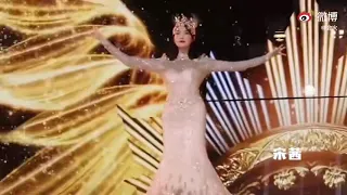 Golden Eagle Goddess: Victoria Song, Dilraba, Zhao Li Ying, Liu Shi Shi - Who is more beautiful?