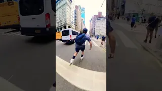 Threading the needle | Skates over cars any day  #nyc #rollerblading #rollerblading