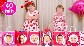 Cinq Enfants jouent font des cadeaux à des amis pour la Saint Valentin vidéo pour les enfants