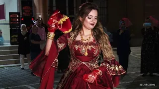 Emine & Samet  Kına Gecesi / 2019 /4K -Osmaniye Bahçede Testi Kırma Oyunu İzleyin