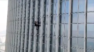 UK man arrested for climbing skyscraper without safety ropes in South Korea