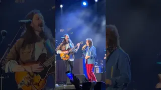 LIVE Hozier and Brandi Carlile sing the Work Song at Mothership May 13, 2023