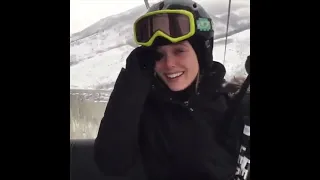 Elizabeth Olsen skiing trip