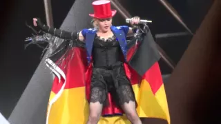 Madonna - Holiday (Live in Cologne/KÖLN, Rebel Heart Tour Lanxess Arena 4 nov) HD