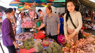 Amazing Cambodian food market - fresh fruits, vegetables, pork, fish, seafood & more