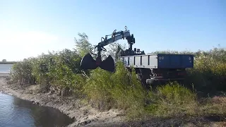 Манипулятор грейфер углубление, чистка канала, водоёма