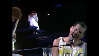 Queen - Bohemian Rhapsody (Live at Wembley 7/12/86) - ABSOLUTE BEST VERSION