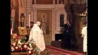 Путин на Пасхальном богослужении в храме Христа Спасителя 20 04 2014
