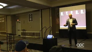 Minnesota WR Play Clinic PJ Fleck