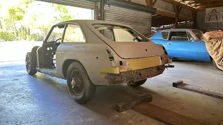 Squeezing a small block Ford into an Mgb GT(it’s not plug and play)