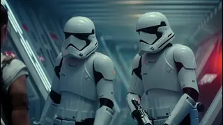 Ray rohamosztagosokkal harcol jelenet -  Star Wars: Skywalker kora